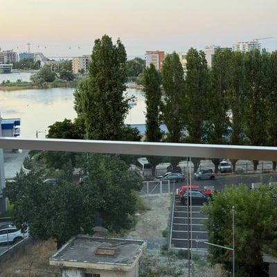 Rent of furnished 3-room apartments, 85 m², with a lake view, Constanța, Romania